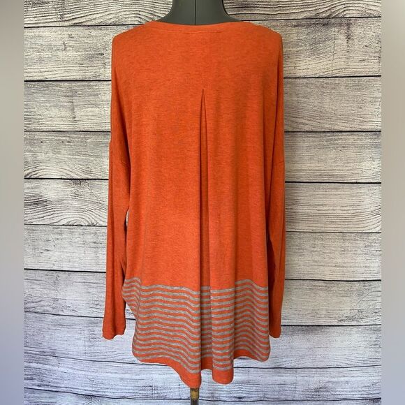 Cabi Hangout Tee v-neck orange striped top size small - Picture 10 of 16
